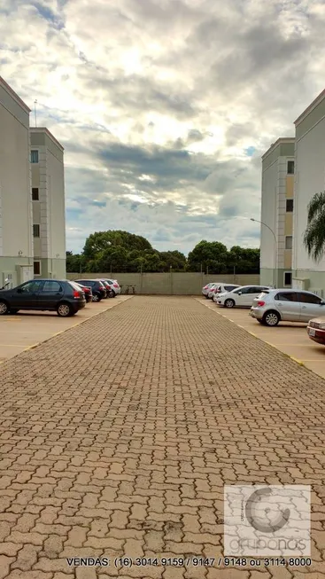 Foto 1 de Apartamento com 2 Quartos à venda, 48m² em Jardim Califórnia, Araraquara