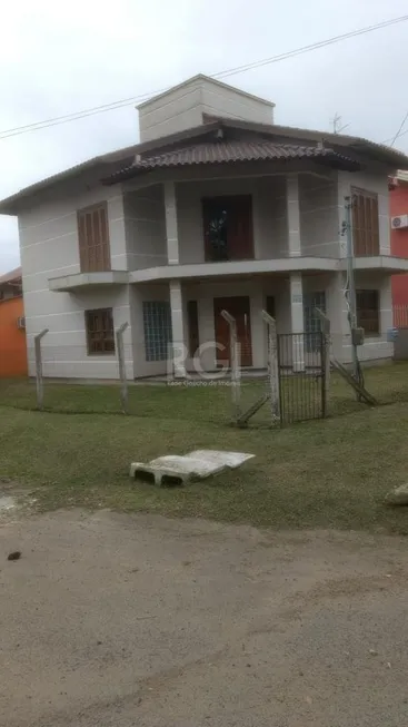 Foto 1 de Casa com 3 Quartos à venda, 179m² em Jardim Iolanda, Guaíba
