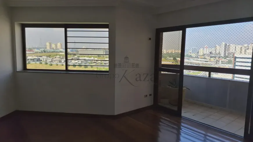 Foto 1 de Apartamento com 3 Quartos para venda ou aluguel, 200m² em Vila Ema, São José dos Campos