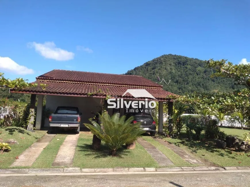 Foto 1 de Casa com 3 Quartos à venda, 200m² em Folha Seca, Ubatuba