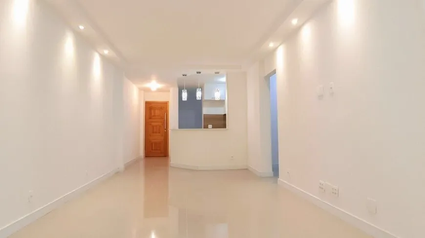 Foto 1 de Apartamento com 3 Quartos à venda, 110m² em Ipanema, Rio de Janeiro