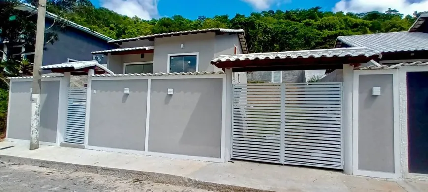 Foto 1 de Casa de Condomínio com 2 Quartos à venda, 240m² em Várzea das Moças, São Gonçalo