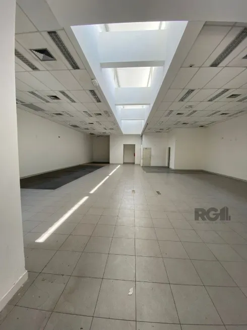 Foto 1 de Ponto Comercial à venda, 434m² em Três Figueiras, Porto Alegre