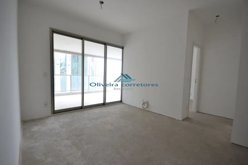 Foto 1 de Apartamento com 2 Quartos à venda, 100m² em Itaim Bibi, São Paulo