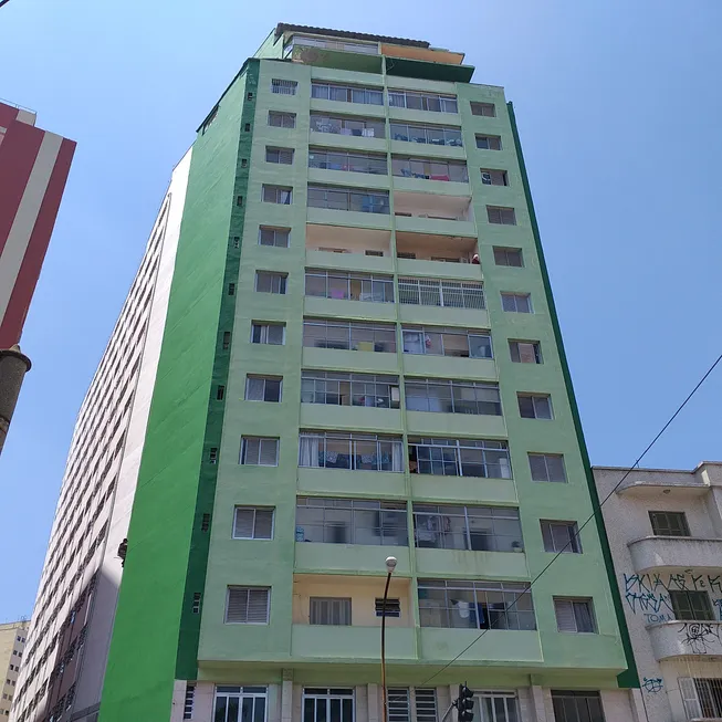 Foto 1 de Kitnet com 1 Quarto à venda, 28m² em Sé, São Paulo