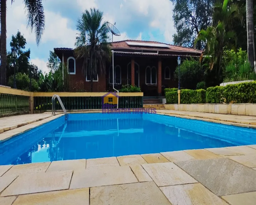 Foto 1 de Fazenda/Sítio com 3 Quartos à venda, 1000m² em Votorantim, Ibiúna