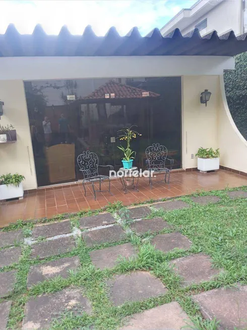 Foto 1 de Casa de Condomínio com 3 Quartos à venda, 180m² em Vila Fiat Lux, São Paulo