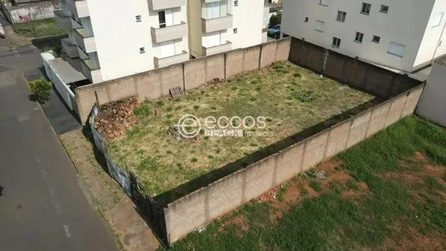 Foto 1 de Lote/Terreno à venda, 360m² em Segismundo Pereira, Uberlândia