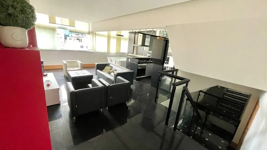 Foto 1 de Apartamento com 3 Quartos à venda, 129m² em Copacabana, Rio de Janeiro