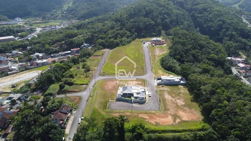 Foto 1 de Lote/Terreno à venda, 1529m² em Barra do Rio Cerro, Jaraguá do Sul