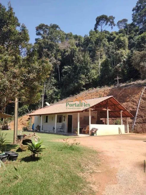 Foto 1 de Fazenda/Sítio com 2 Quartos à venda, 100m² em , Domingos Martins