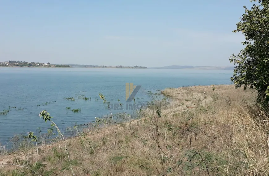 Foto 1 de Lote/Terreno com 1 Quarto à venda, 1m² em Zona Rural, Porecatu