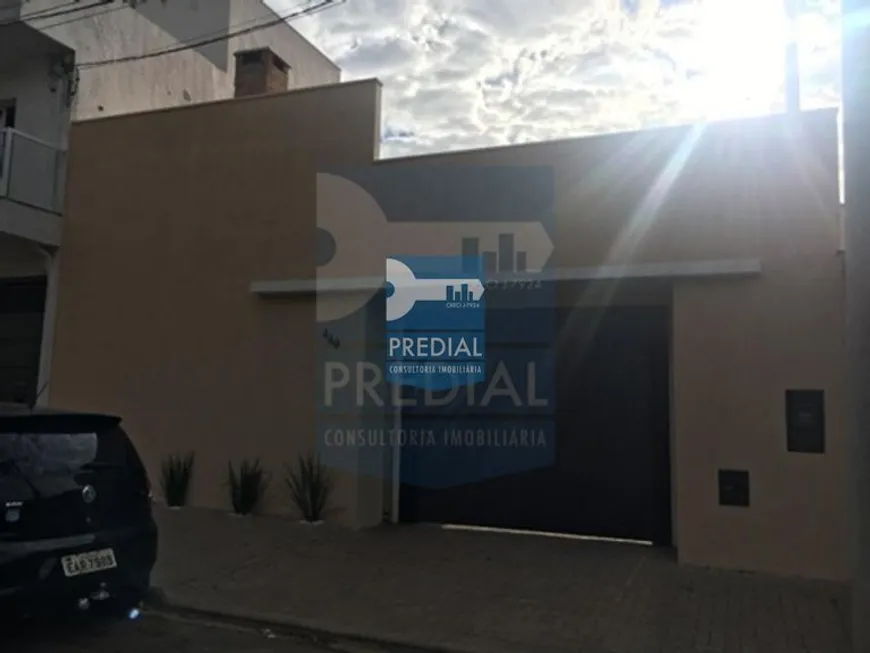 Foto 1 de Casa com 1 Quarto para alugar, 100m² em Jardim Embare, São Carlos