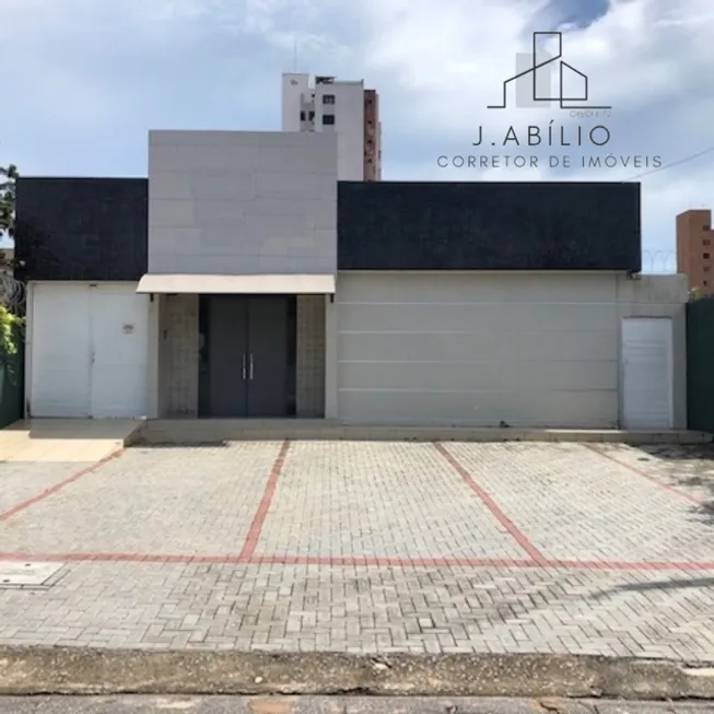 Foto 1 de Imóvel Comercial com 6 Quartos para venda ou aluguel, 186m² em Joaquim Tavora, Fortaleza