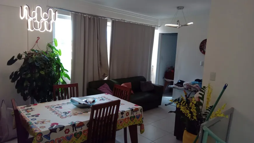 Foto 1 de Apartamento com 3 Quartos à venda, 99m² em Centro, Lauro de Freitas