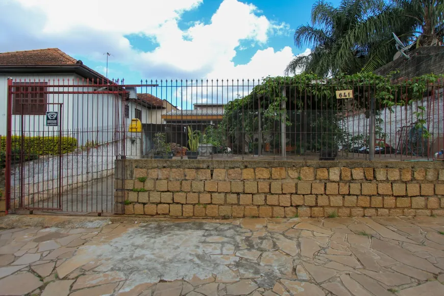 Foto 1 de Casa com 5 Quartos à venda, 240m² em São José, Canoas