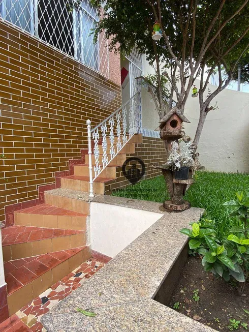 Foto 1 de Casa com 2 Quartos à venda, 300m² em Campo Grande, Rio de Janeiro