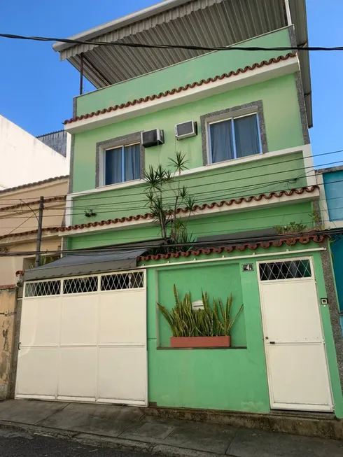 Foto 1 de Casa com 3 Quartos à venda, 140m² em Oswaldo Cruz, Rio de Janeiro