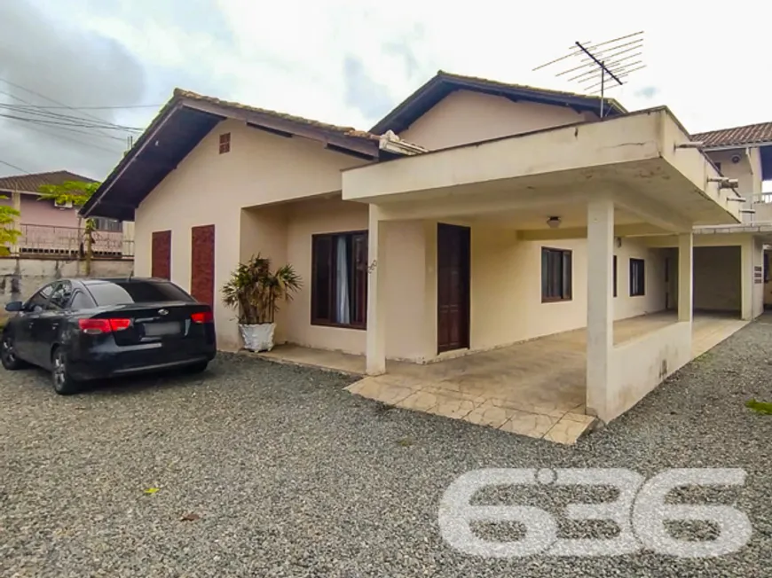 Foto 1 de Casa com 7 Quartos à venda, 412m² em Costa E Silva, Joinville