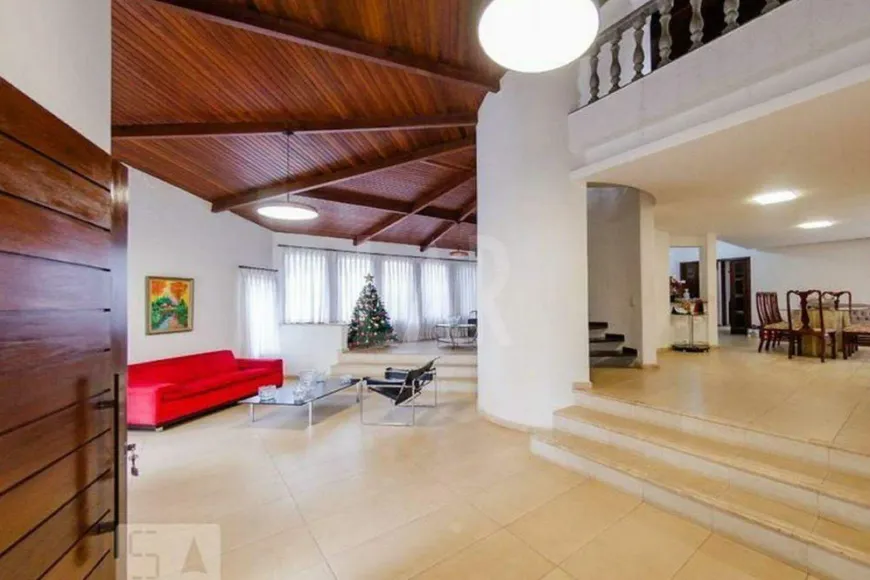 Foto 1 de Casa com 5 Quartos à venda, 360m² em Santa Lúcia, Belo Horizonte