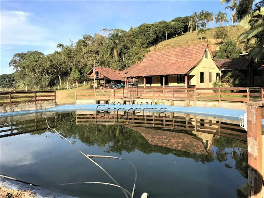 Foto 1 de Fazenda/Sítio à venda, 350000m² em Gaspar Grande, Gaspar