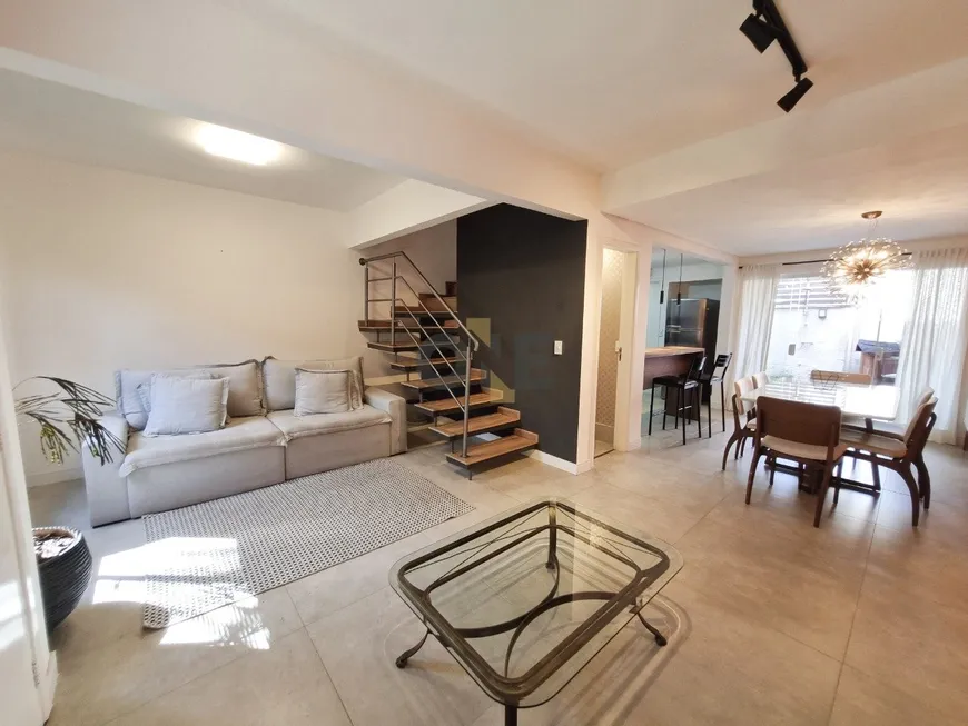 Foto 1 de Casa de Condomínio com 2 Quartos para alugar, 106m² em Granja Viana, Cotia