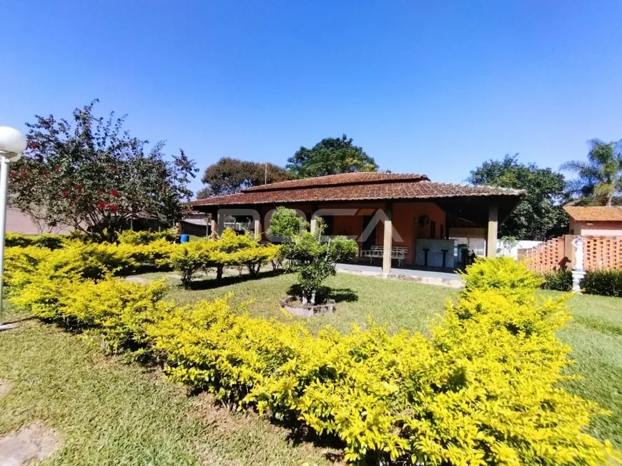 Foto 1 de Fazenda/Sítio com 3 Quartos à venda, 2001m² em Vale Santa Felicidade, São Carlos