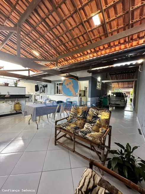 Foto 1 de Casa com 3 Quartos à venda, 120m² em Morada de Laranjeiras, Serra