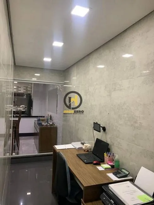 Foto 1 de Sobrado com 3 Quartos à venda, 180m² em Itaquera, São Paulo