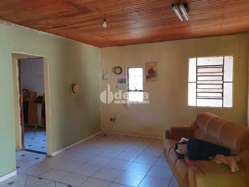 Foto 1 de Casa com 2 Quartos à venda, 200m² em Morumbi, Uberlândia