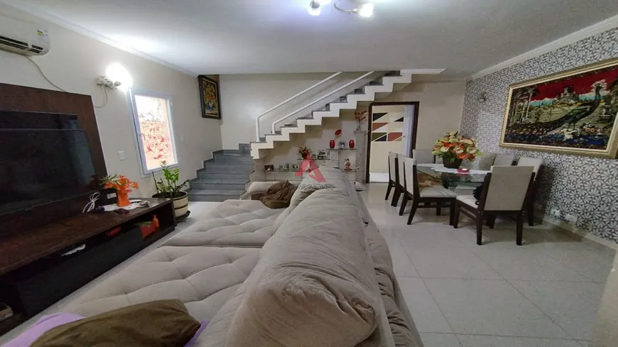 Foto 1 de Casa de Condomínio com 3 Quartos à venda, 155m² em Jardim Santa Maria, Jacareí