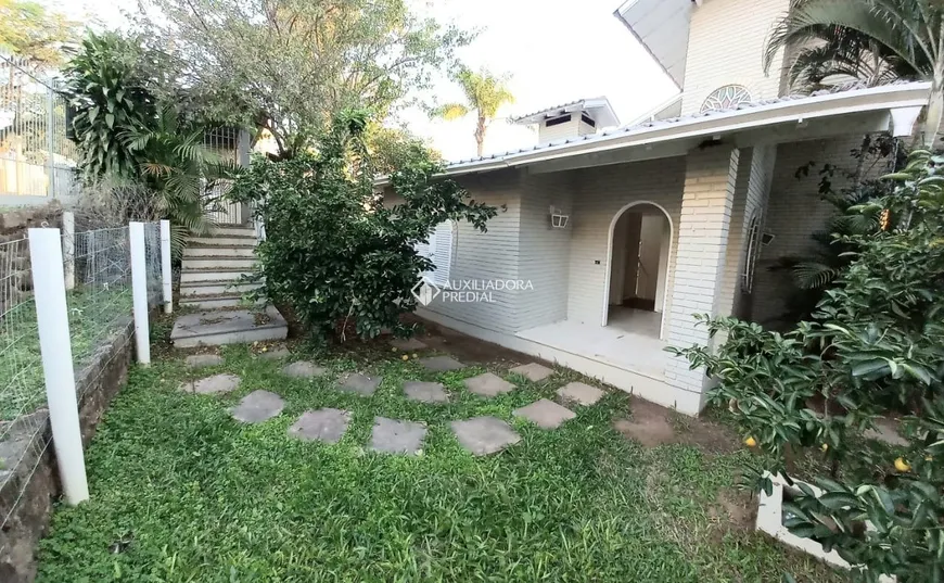 Foto 1 de Casa com 4 Quartos à venda, 295m² em Guarani, Novo Hamburgo
