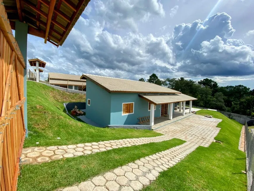 Foto 1 de Fazenda/Sítio com 3 Quartos à venda, 1000m² em Dona Catarina, Mairinque