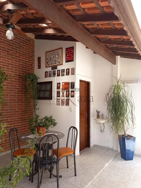 Foto 1 de Casa de Condomínio com 2 Quartos à venda, 83m² em Cidade Jardim, Jacareí