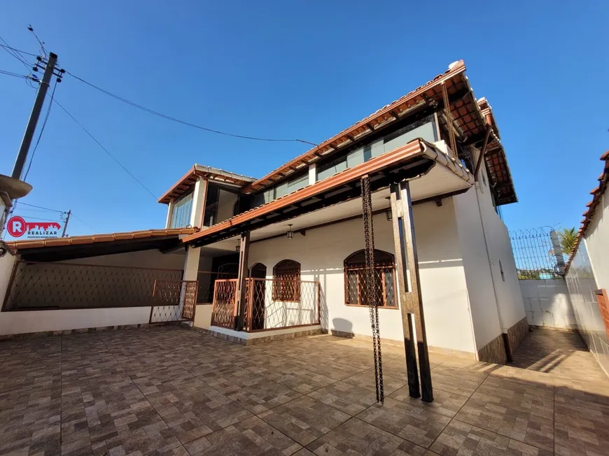 Foto 1 de Casa com 4 Quartos à venda, 180m² em Centro, Igarapé