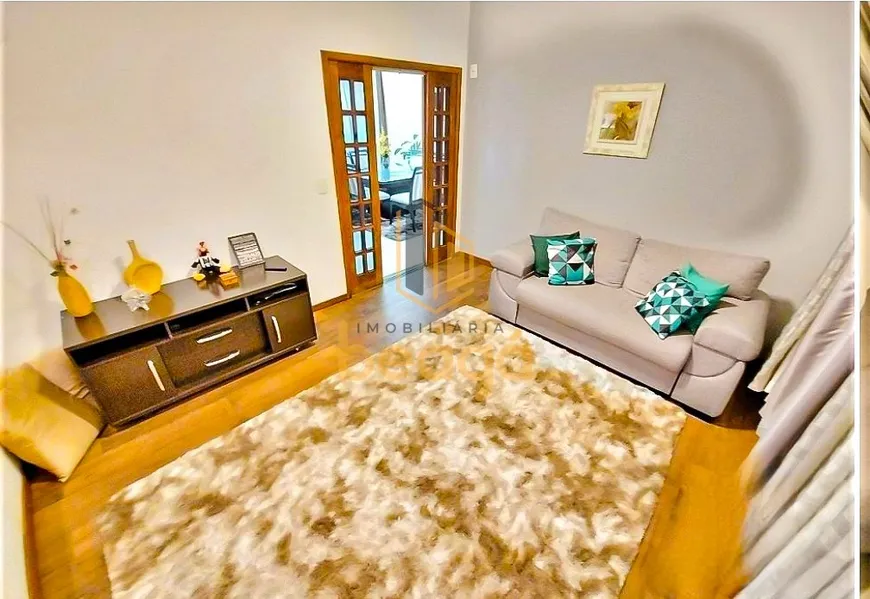 Foto 1 de Casa com 3 Quartos à venda, 200m² em Copacabana, Belo Horizonte