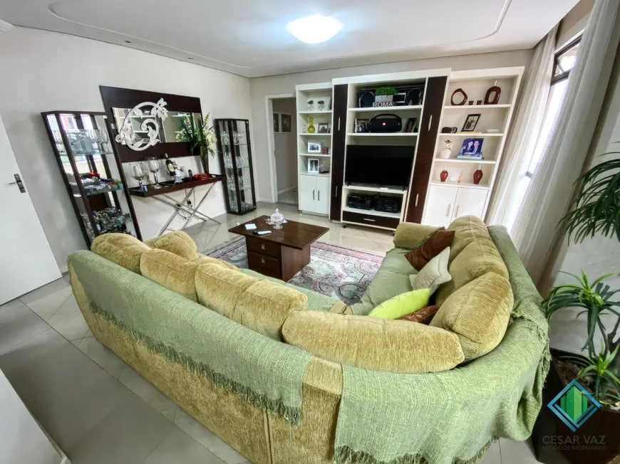 Foto 1 de Apartamento com 3 Quartos à venda, 120m² em Centro, Florianópolis