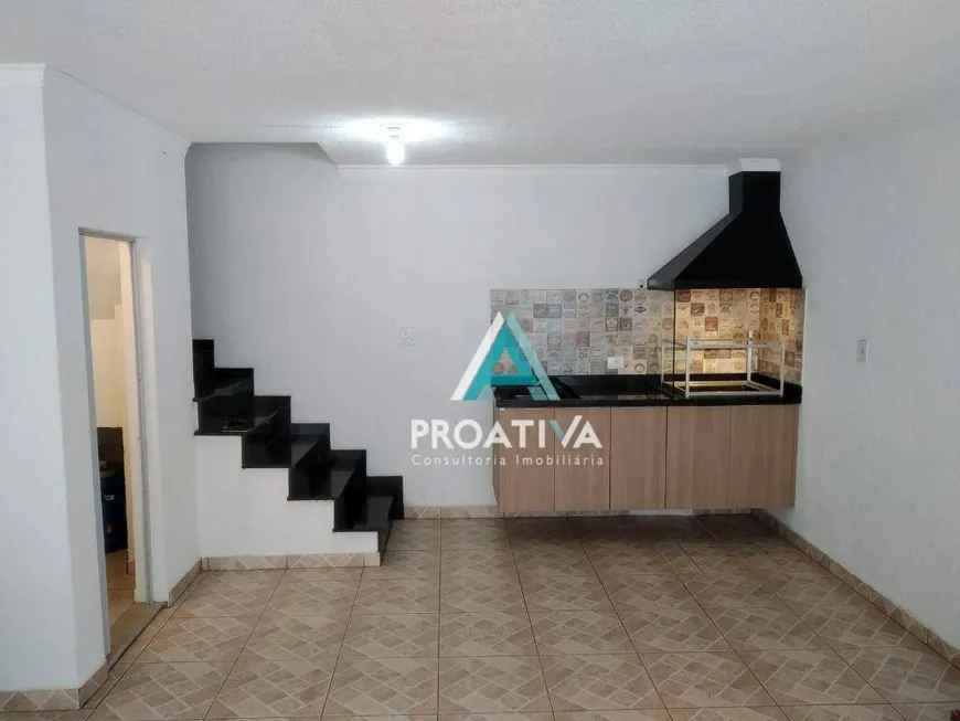 Foto 1 de Sobrado com 3 Quartos para alugar, 114m² em Vila Pires, Santo André