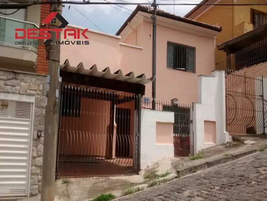 Foto 1 de Casa com 2 Quartos à venda, 200m² em Vila Palmeiras, São Paulo