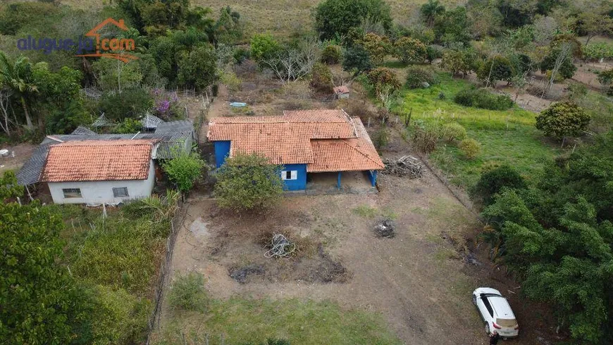 Foto 1 de Fazenda/Sítio com 3 Quartos à venda, 95m² em Marambaia, Caçapava