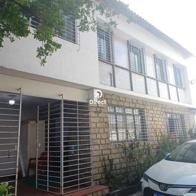 Foto 1 de Casa com 5 Quartos para alugar, 380m² em Tamarineira, Recife