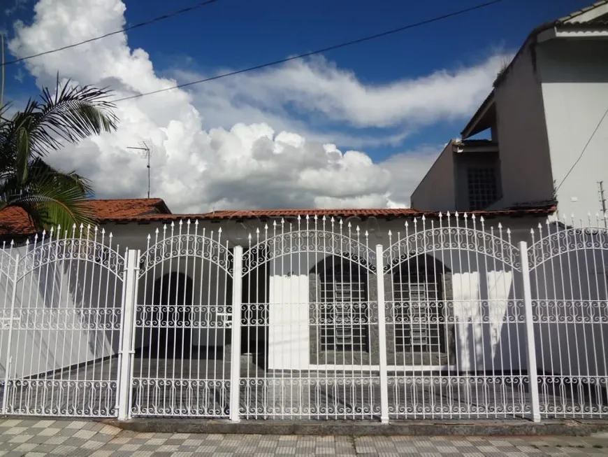 Foto 1 de Casa com 3 Quartos à venda, 160m² em Cidade Jardim, Jacareí