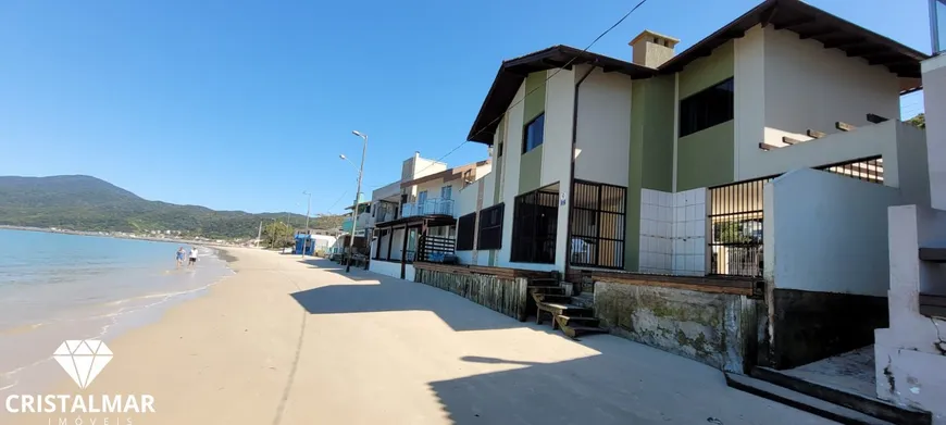 Foto 1 de Casa com 6 Quartos à venda, 205m² em Morrinhos, Bombinhas