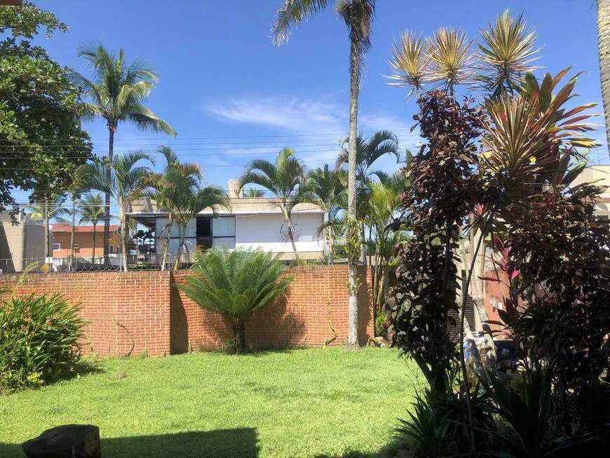 Foto 1 de Casa com 4 Quartos à venda, 960m² em Jardim Virgínia , Guarujá