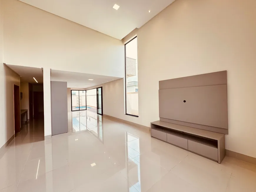 Foto 1 de Casa de Condomínio com 3 Quartos à venda, 160m² em Parqville Pinheiros, Aparecida de Goiânia
