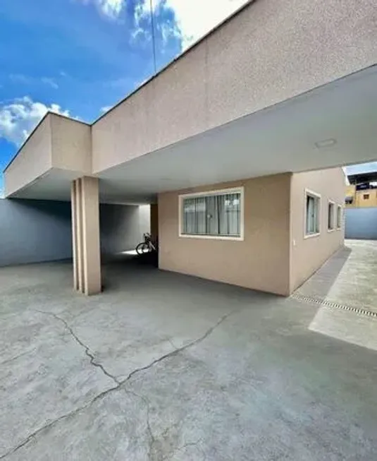 Foto 1 de Casa com 4 Quartos à venda, 75m² em Porto Canoa, Serra