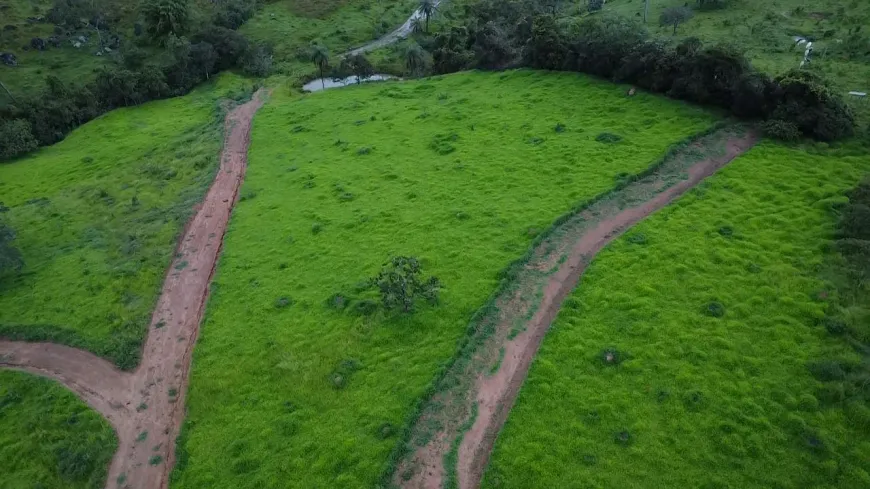 Foto 1 de Lote/Terreno à venda, 1000m² em Zona Rural, Itatiaiuçu