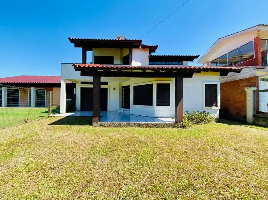 Foto 1 de Casa com 4 Quartos à venda, 239m² em Noiva Do Mar, Xangri-lá