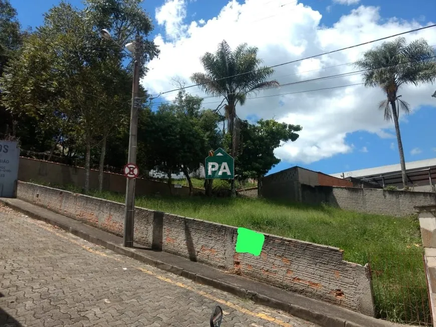 Foto 1 de Lote/Terreno à venda, 230m² em Vila Nossa Senhora de Fatima, Poços de Caldas