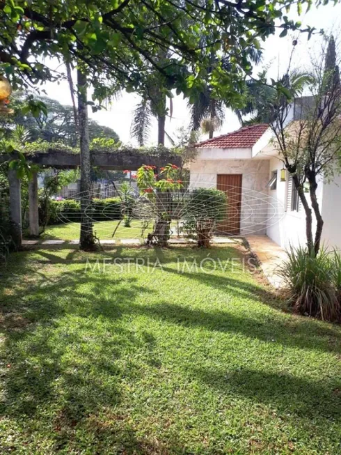 Foto 1 de Casa com 4 Quartos para venda ou aluguel, 400m² em Alto de Pinheiros, São Paulo